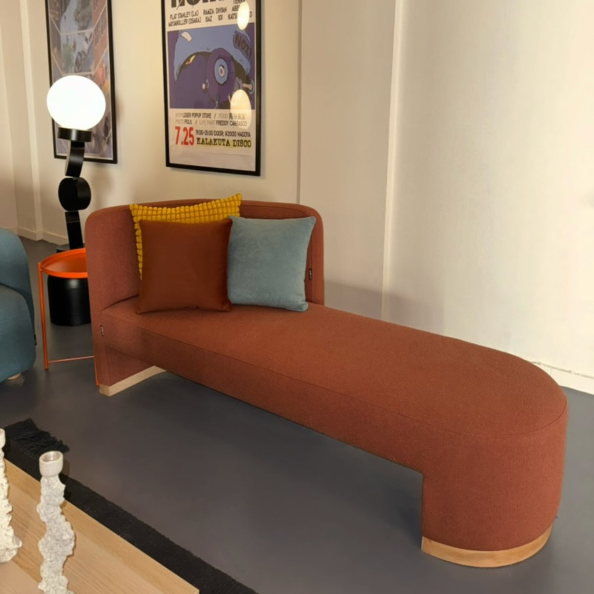 The Flow Chaise Lounge